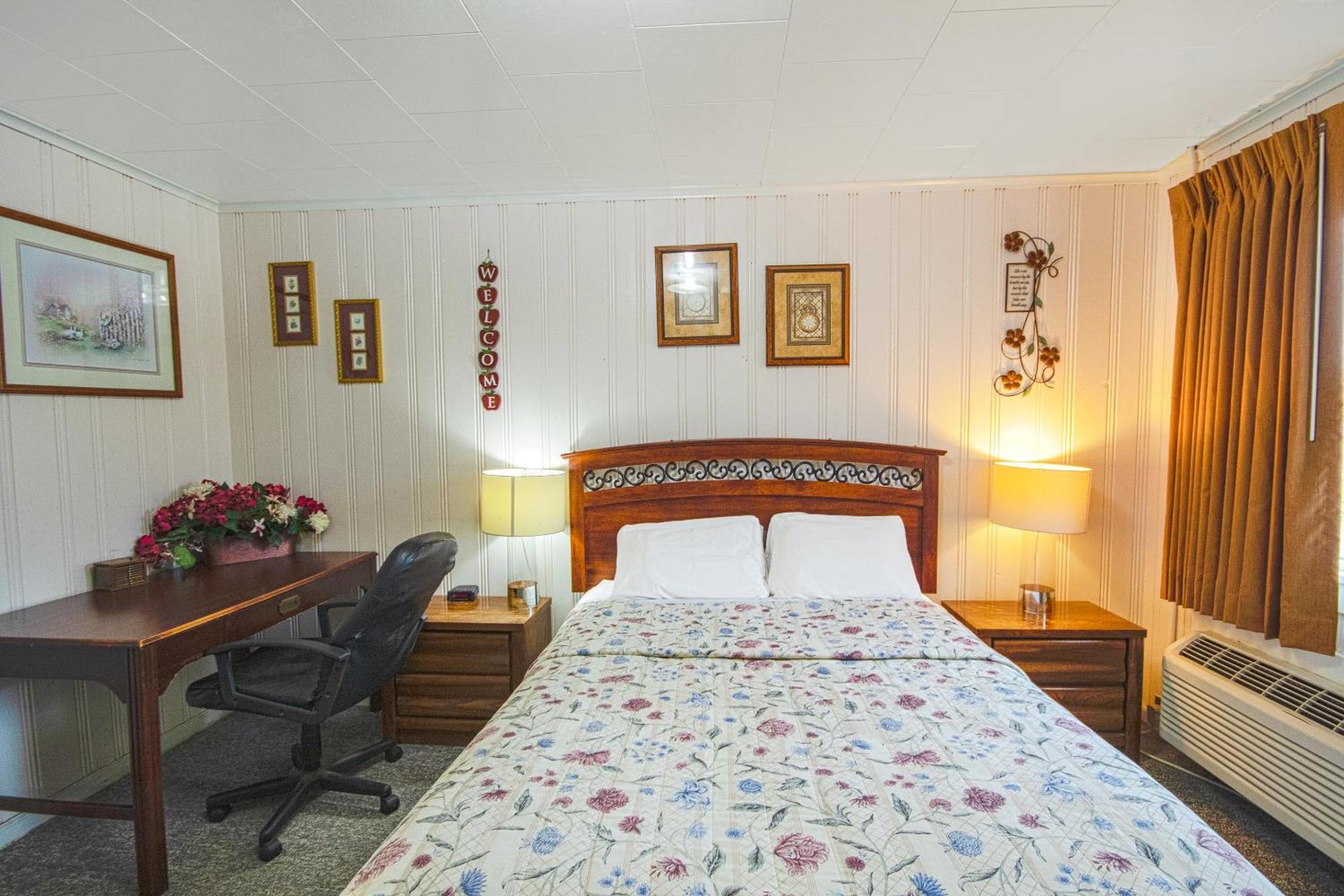 Sunflower Motel Hiawatha By Oyo ภายนอก รูปภาพ